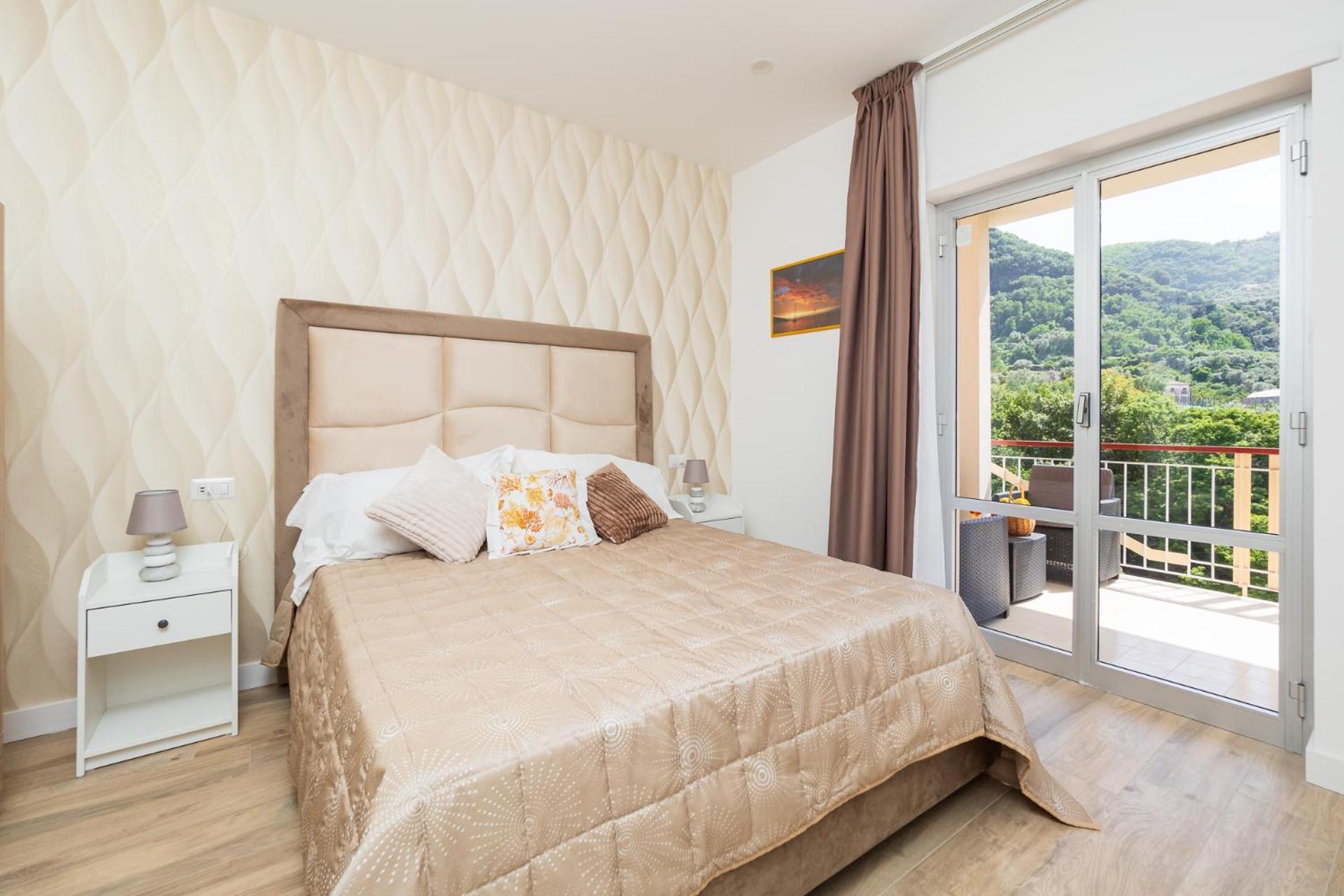 Nonno Angelo - 4 Bedrooms With Free Parking & Seaview Balcony Sorrento Ngoại thất bức ảnh
