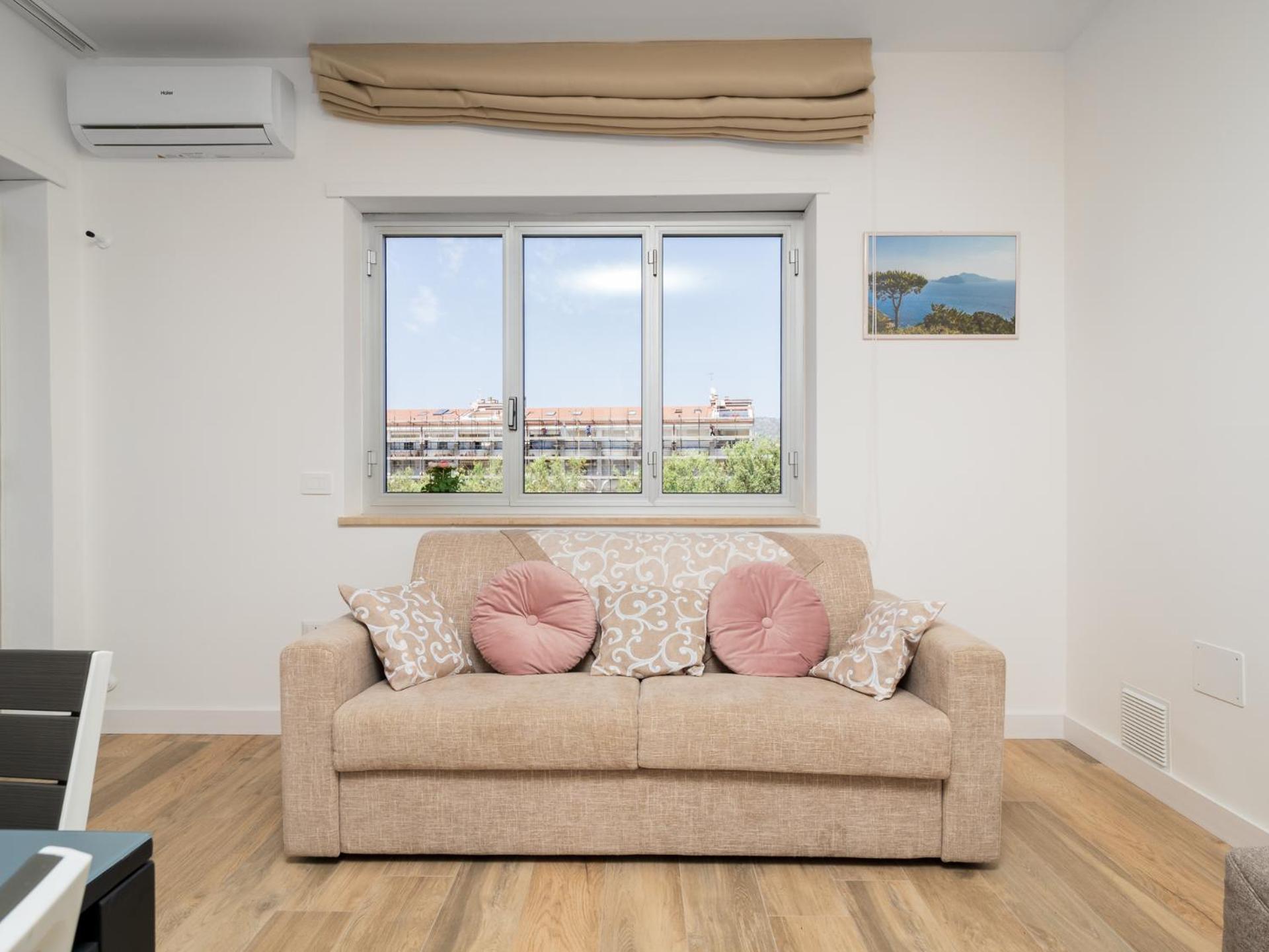 Nonno Angelo - 4 Bedrooms With Free Parking & Seaview Balcony Sorrento Ngoại thất bức ảnh
