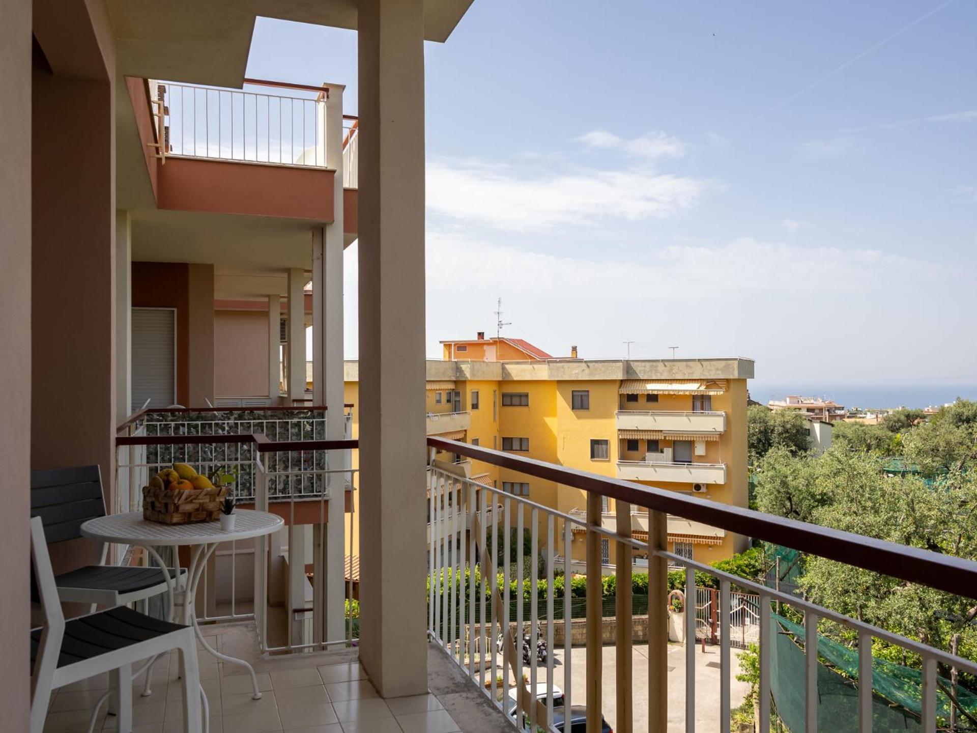 Nonno Angelo - 4 Bedrooms With Free Parking & Seaview Balcony Sorrento Ngoại thất bức ảnh
