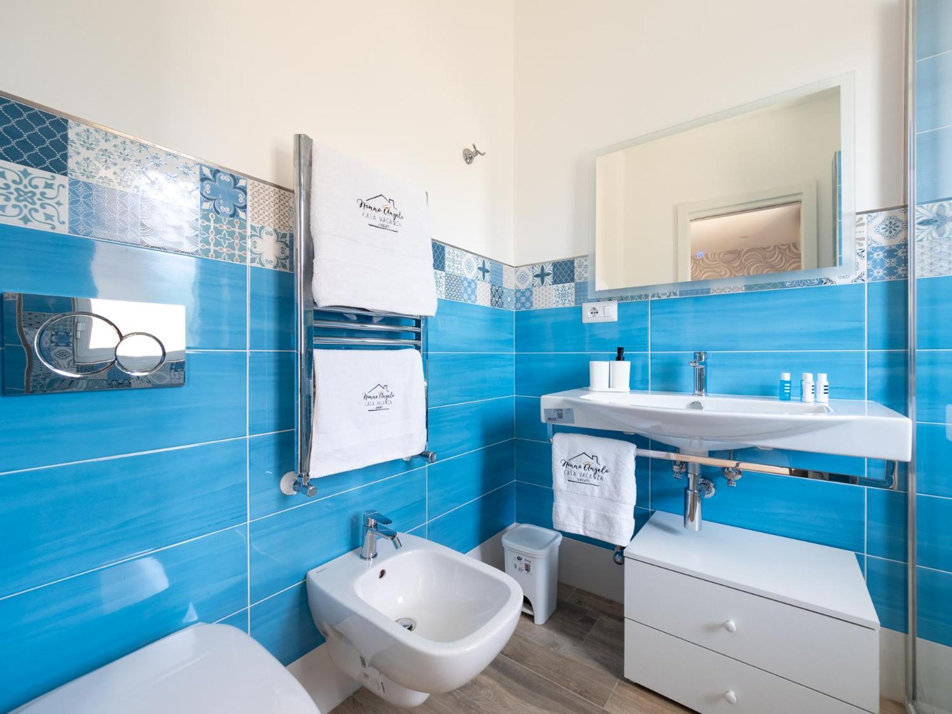 Nonno Angelo - 4 Bedrooms With Free Parking & Seaview Balcony Sorrento Ngoại thất bức ảnh