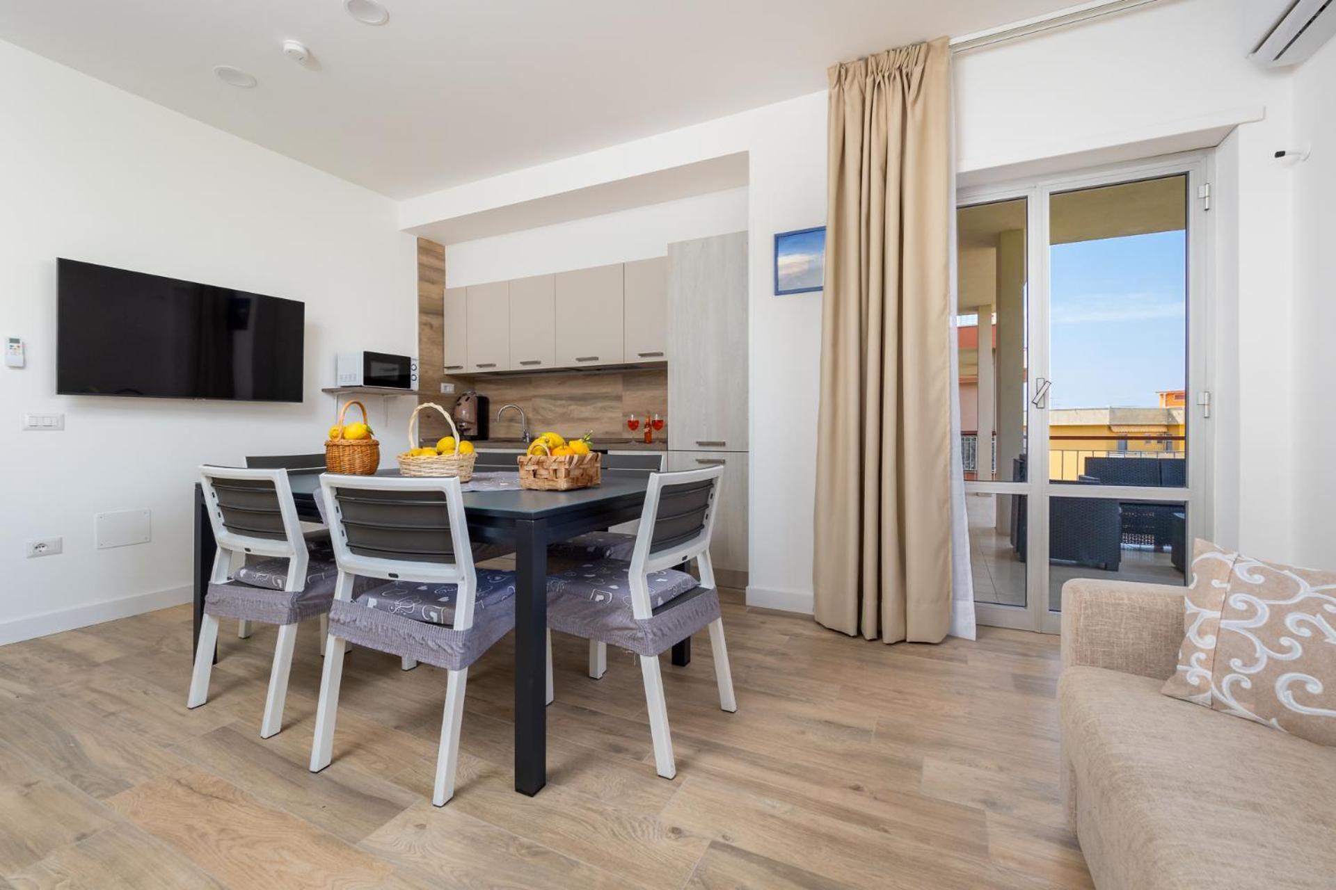 Nonno Angelo - 4 Bedrooms With Free Parking & Seaview Balcony Sorrento Ngoại thất bức ảnh